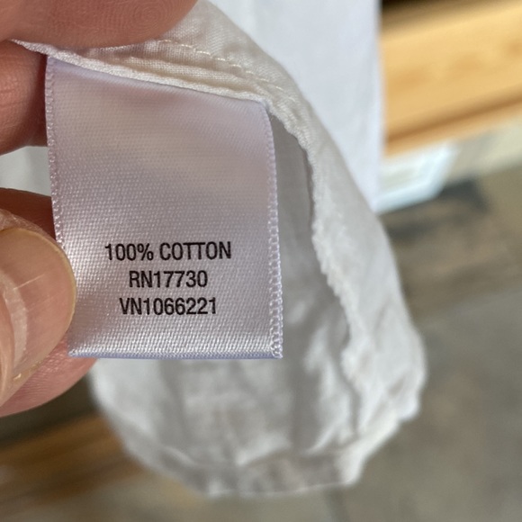 Merona White LS Button-down Shirt Size Large - Picture 3 of 9